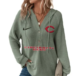 Cincinnati Reds Women’s Waffle Knit V-Neck Hoodie